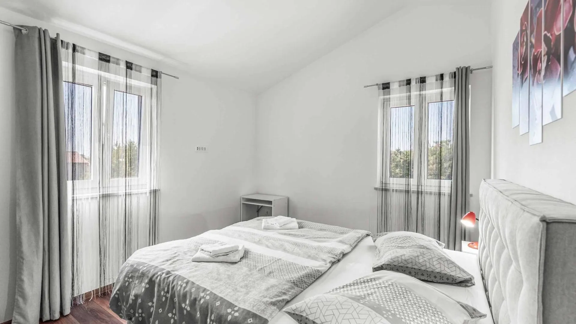Villa Starlight Gaze Modrusani Croatia